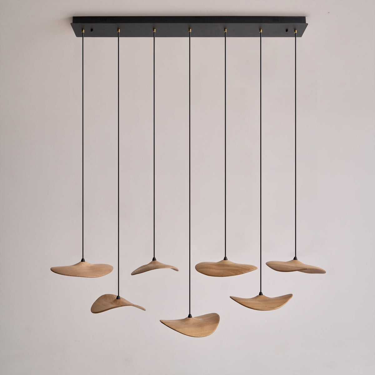 Kiranaria Wood Chandelier-Moonnatur