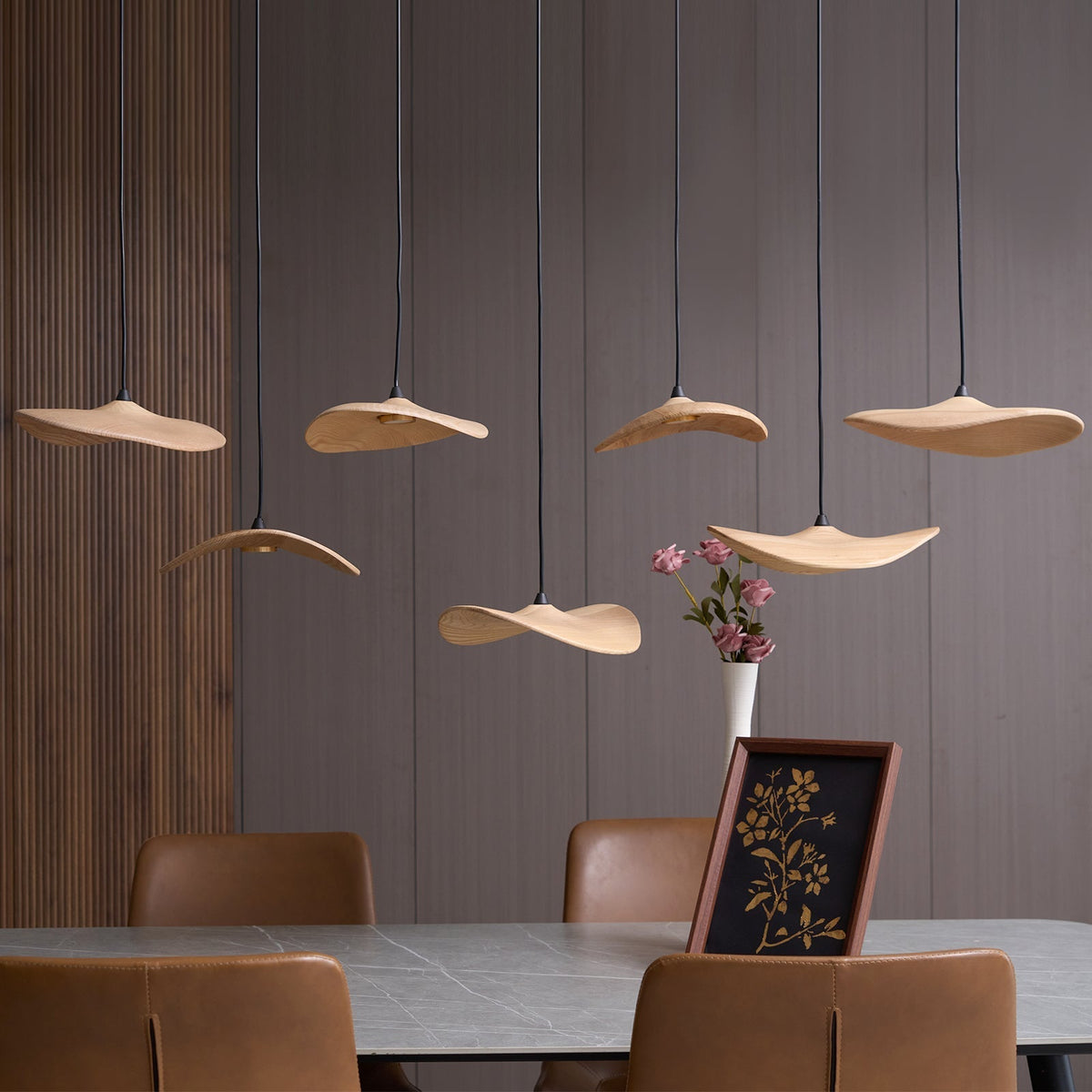 Kiranaria Wood Chandelier-Moonnatur