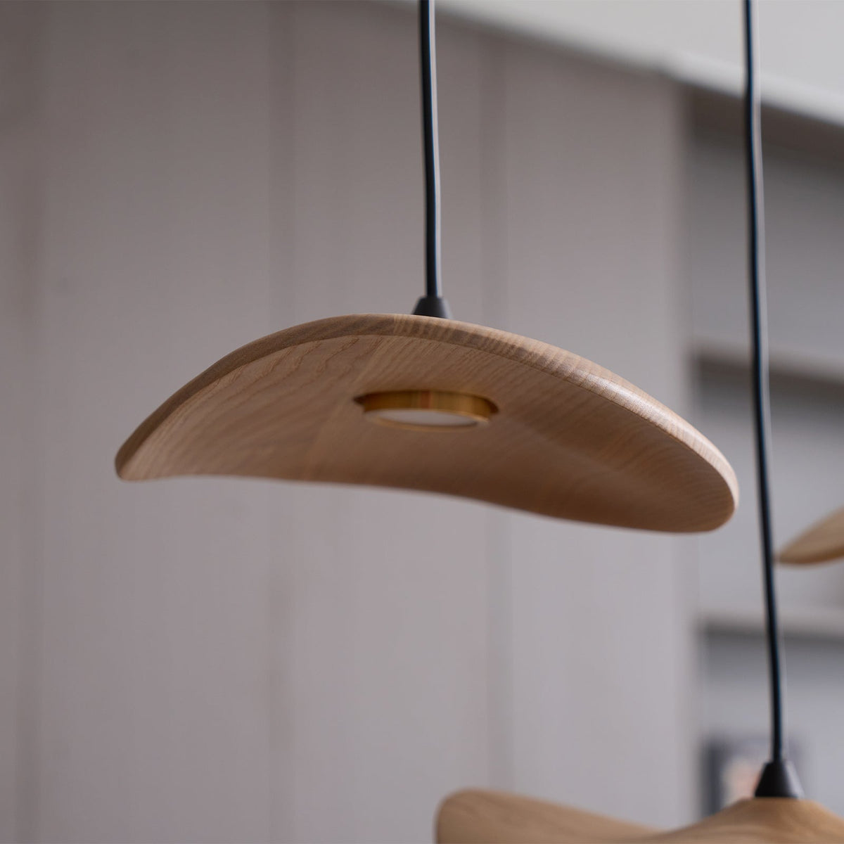 Kiranaria Wood Chandelier-Moonnatur