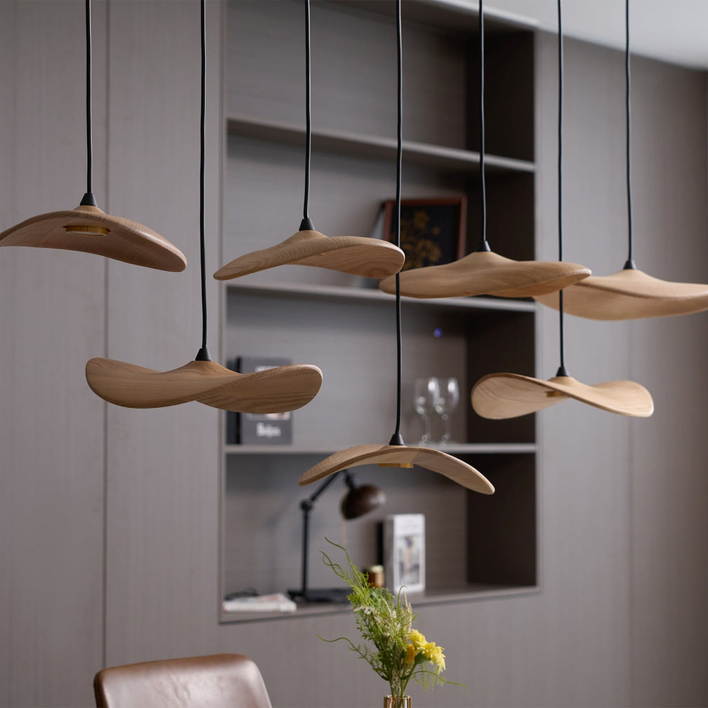 Kiranaria Wood Chandelier-Moonnatur