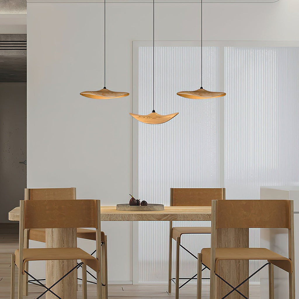Kiranaria Wood Chandelier-Moonnatur