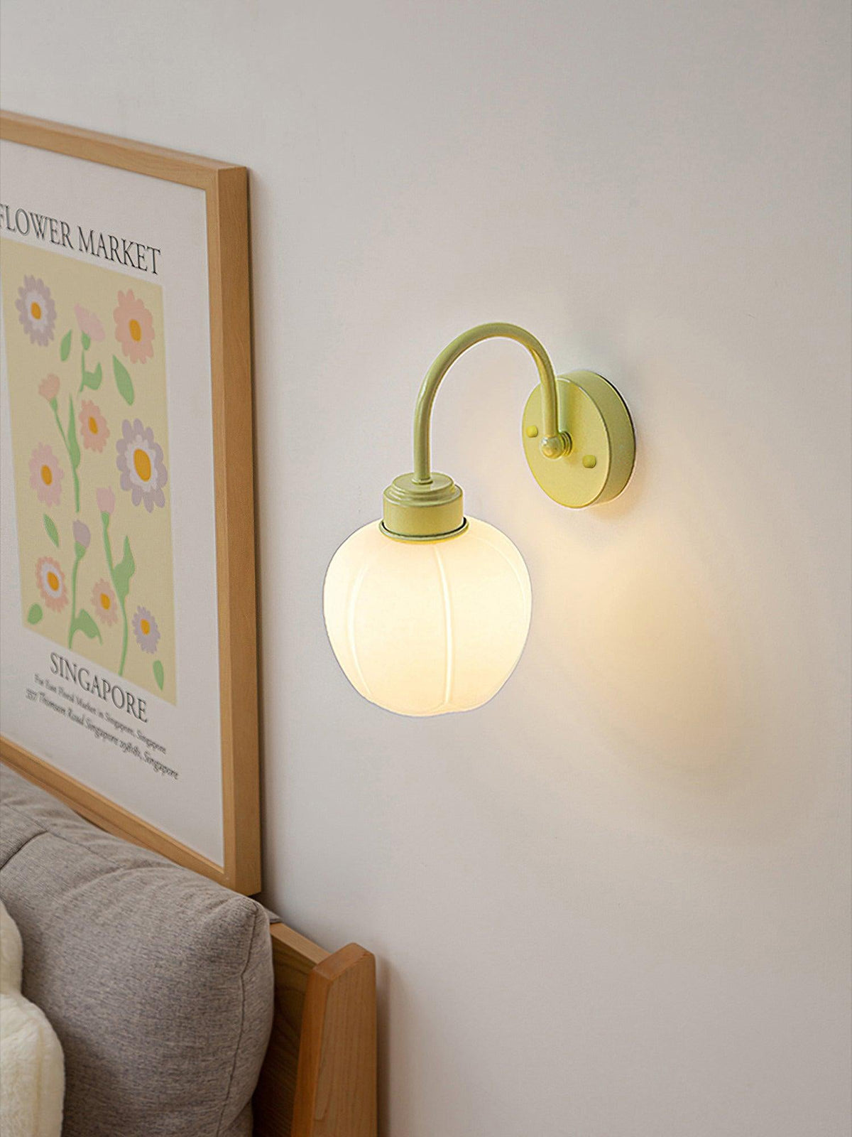Grevlyn Glass Wall Light-Moonnatur