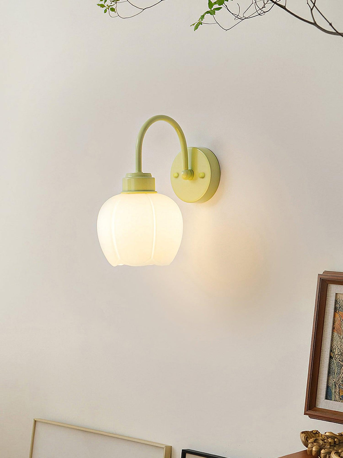 Grevlyn Glass Wall Light-Moonnatur