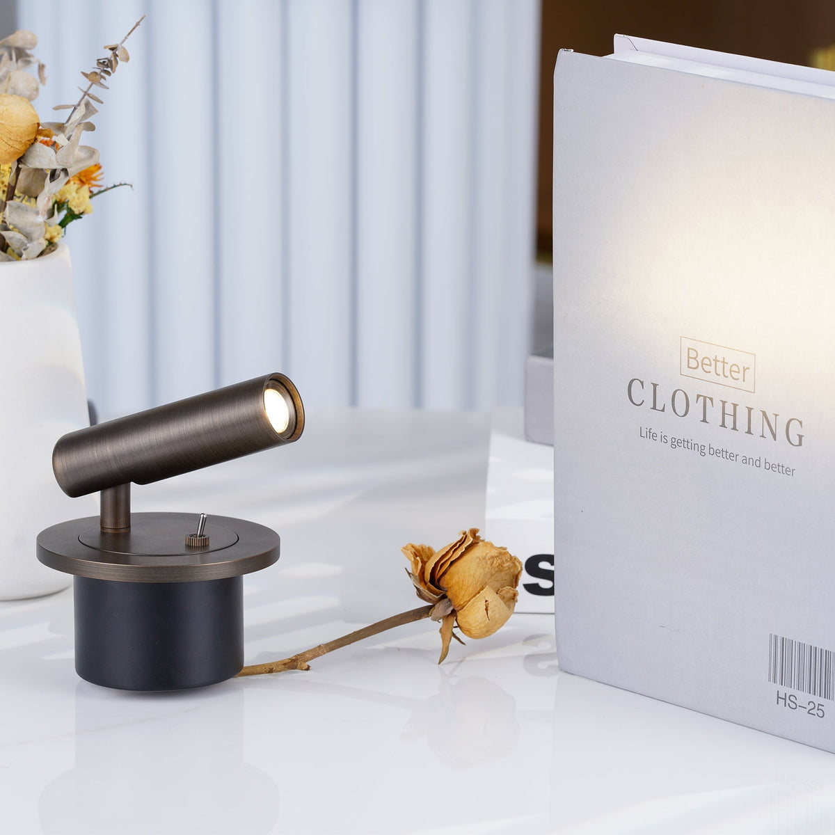 Nereth Metal Reading Wall Lamp-Moonnatur