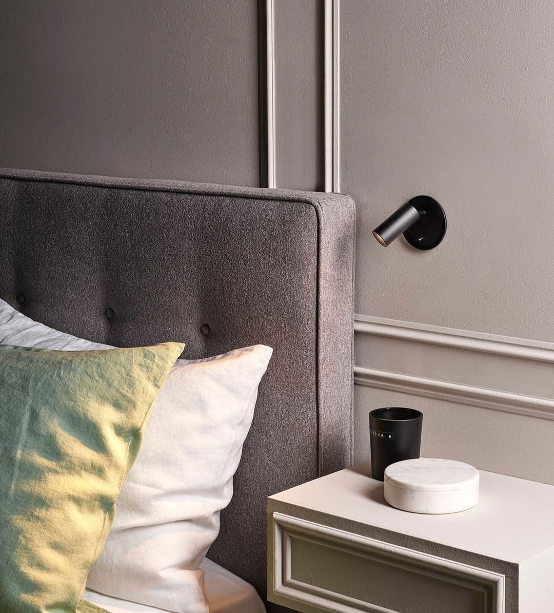 Nereth Metal Reading Wall Lamp-Moonnatur
