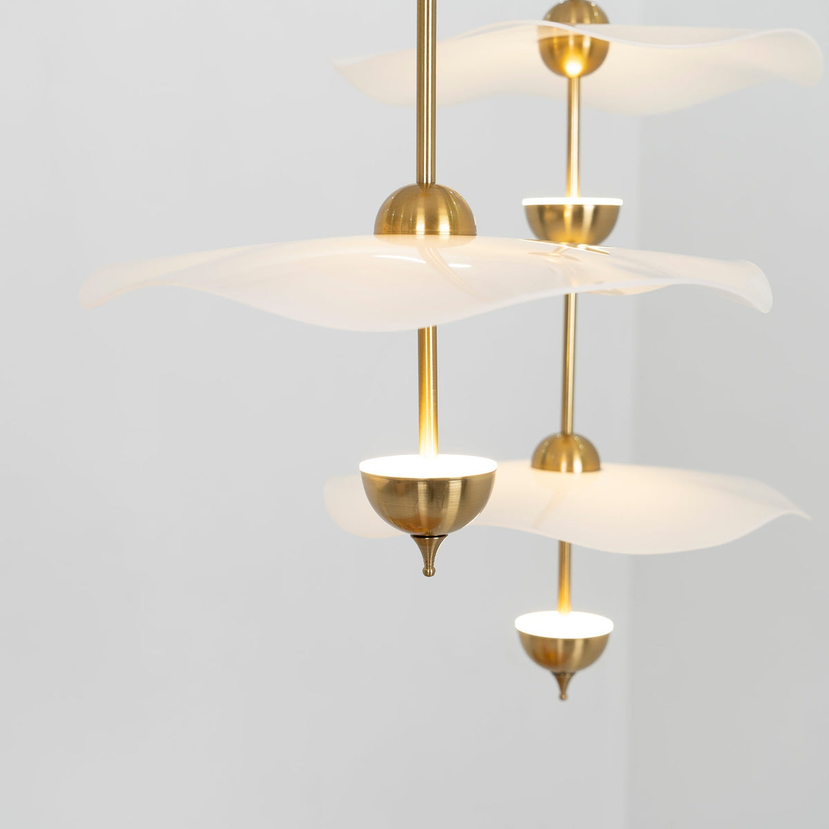 Korrwyn Acrylic Pendant Light-Moonnatur