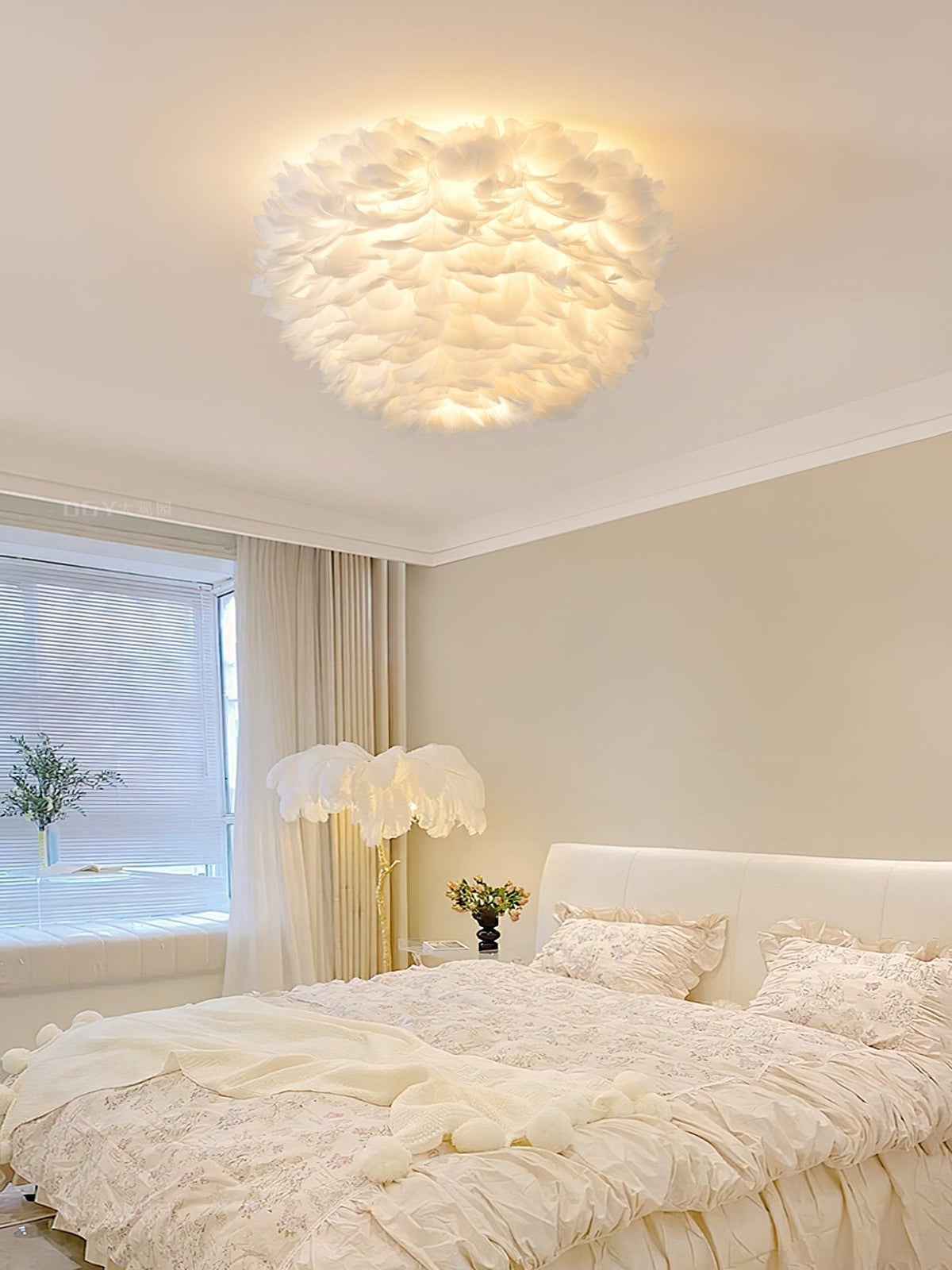 Haldenwyn Feather Ceiling Light-Moonnatur