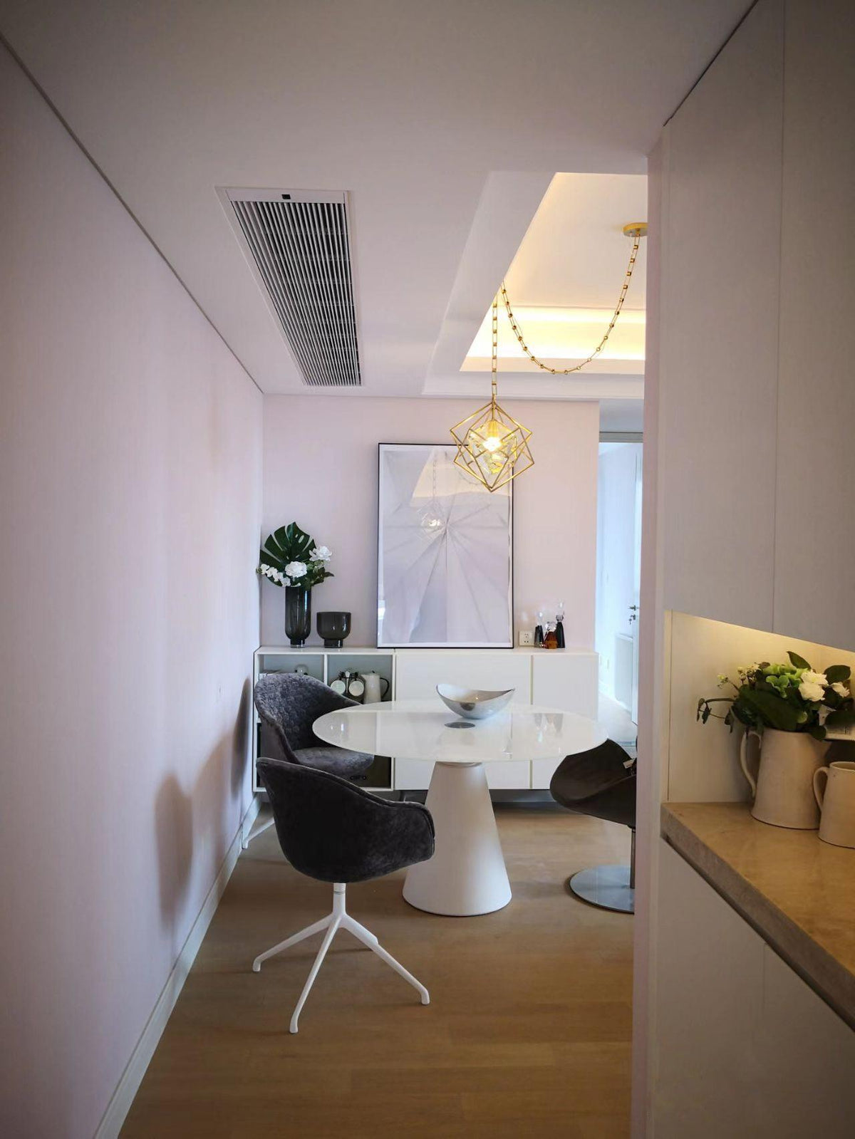 Navira Crystal Pendant Lamp-Moonnatur