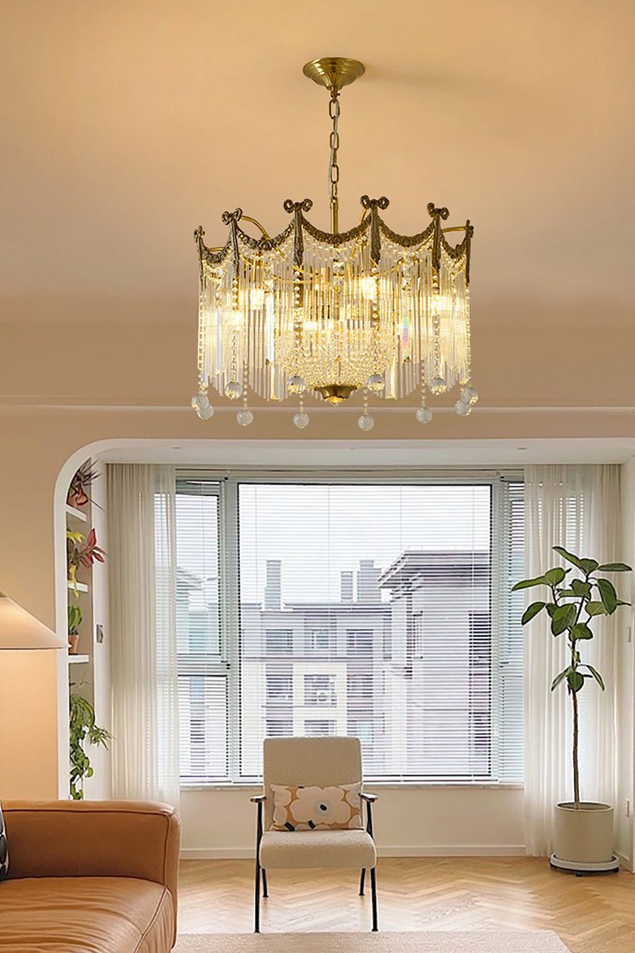 Yunaria Glass Chandelier-Moonnatur