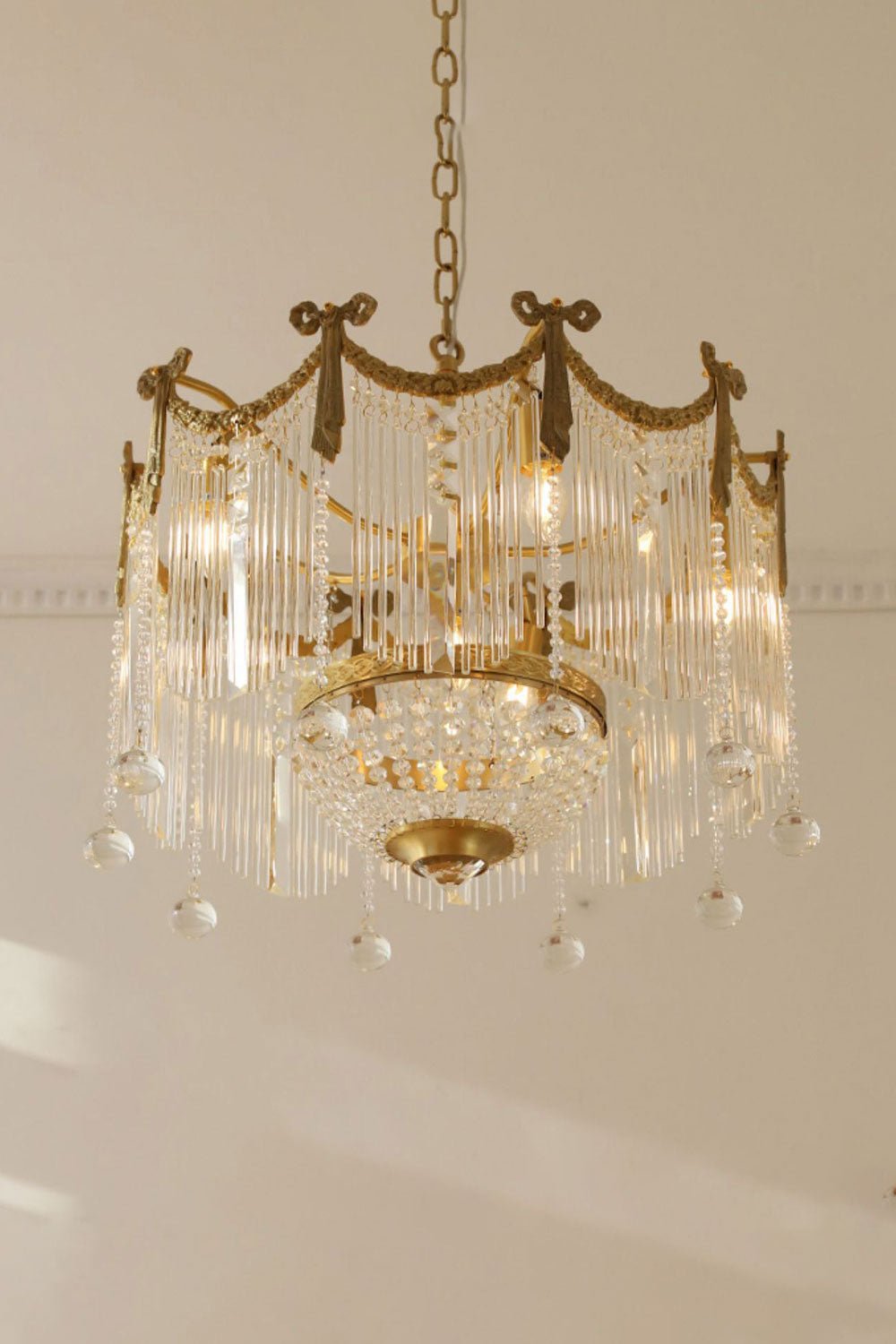 Yunaria Glass Chandelier-Moonnatur