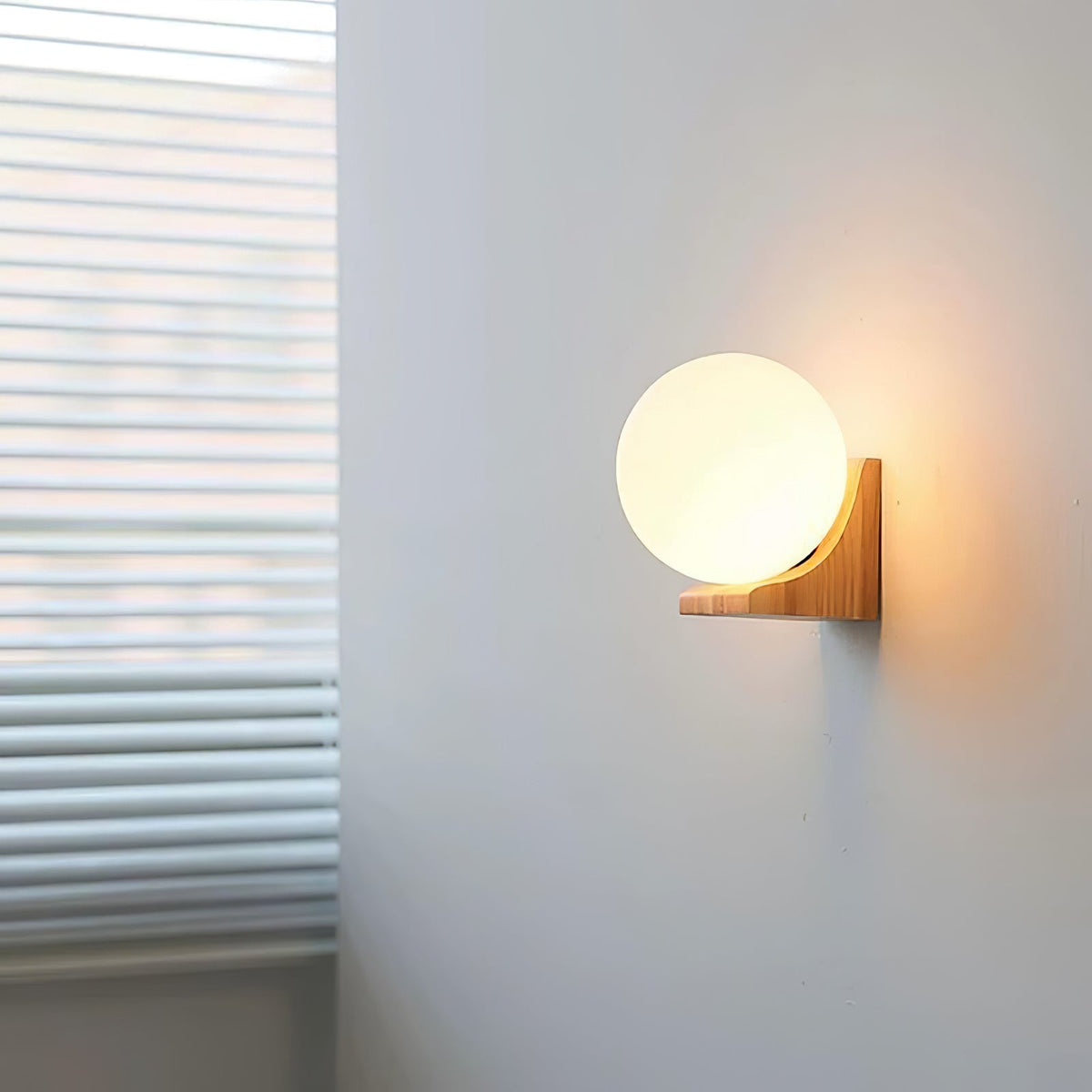 Norrenelle Wood Wall Light-Moonnatur