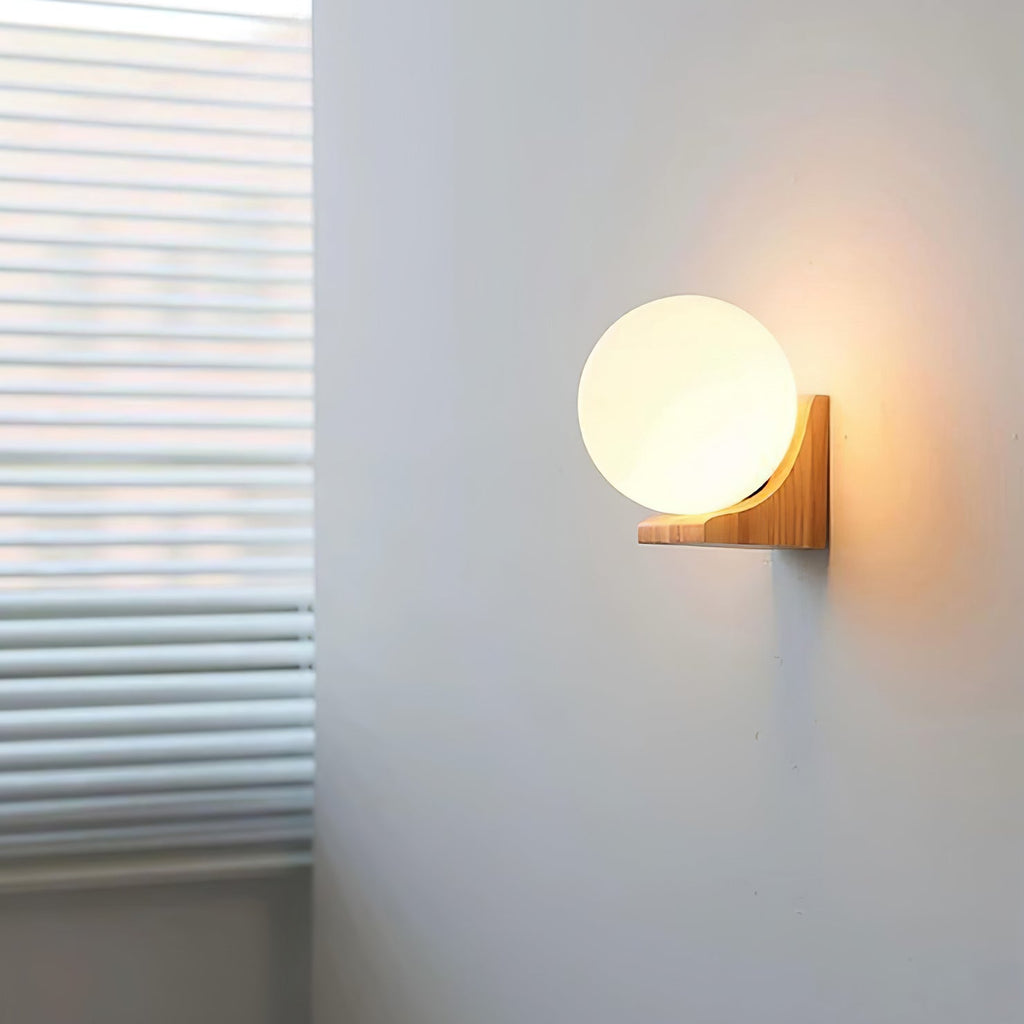 Norrenelle Wood Wall Light-Moonnatur