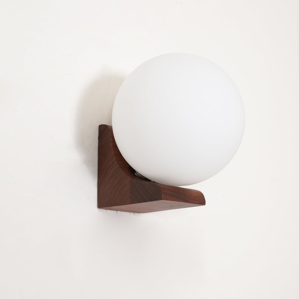 Norrenelle Wood Wall Light-Moonnatur