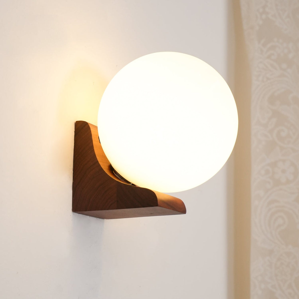 Norrenelle Wood Wall Light-Moonnatur