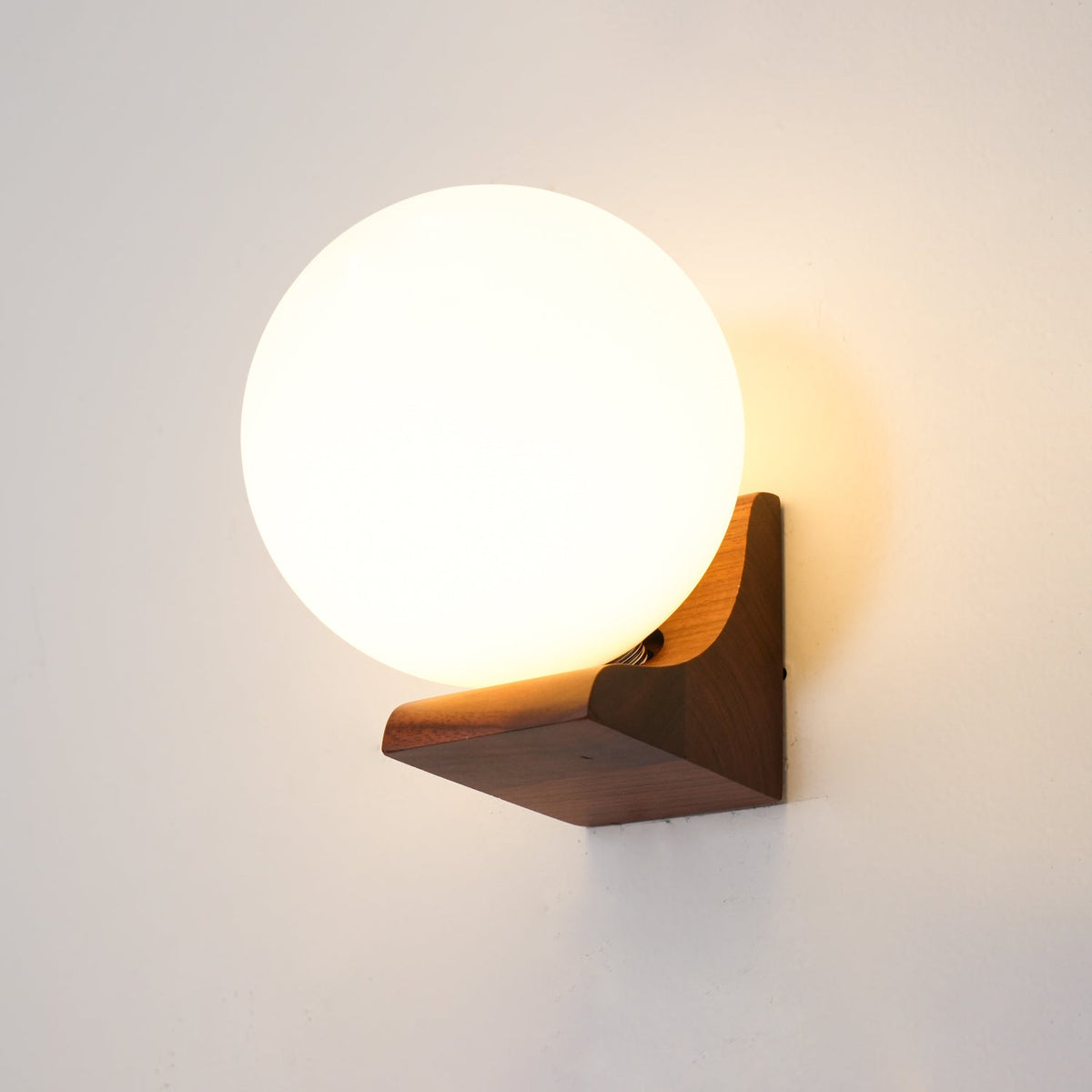 Norrenelle Wood Wall Light-Moonnatur