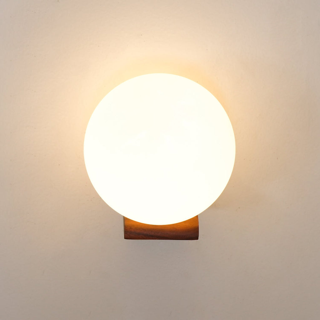 Norrenelle Wood Wall Light-Moonnatur
