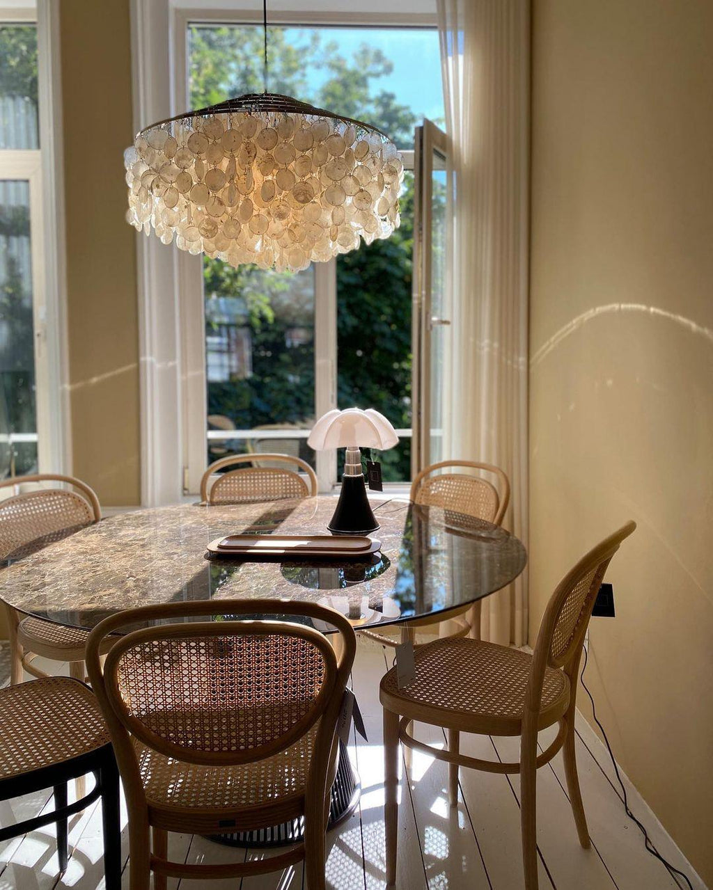 Ilmarelle Shell Chandelier-Moonnatur