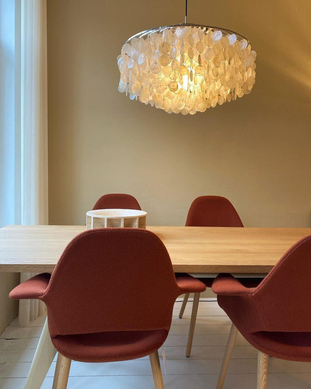 Ilmarelle Shell Chandelier-Moonnatur