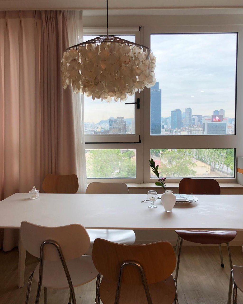 Ilmarelle Shell Chandelier-Moonnatur