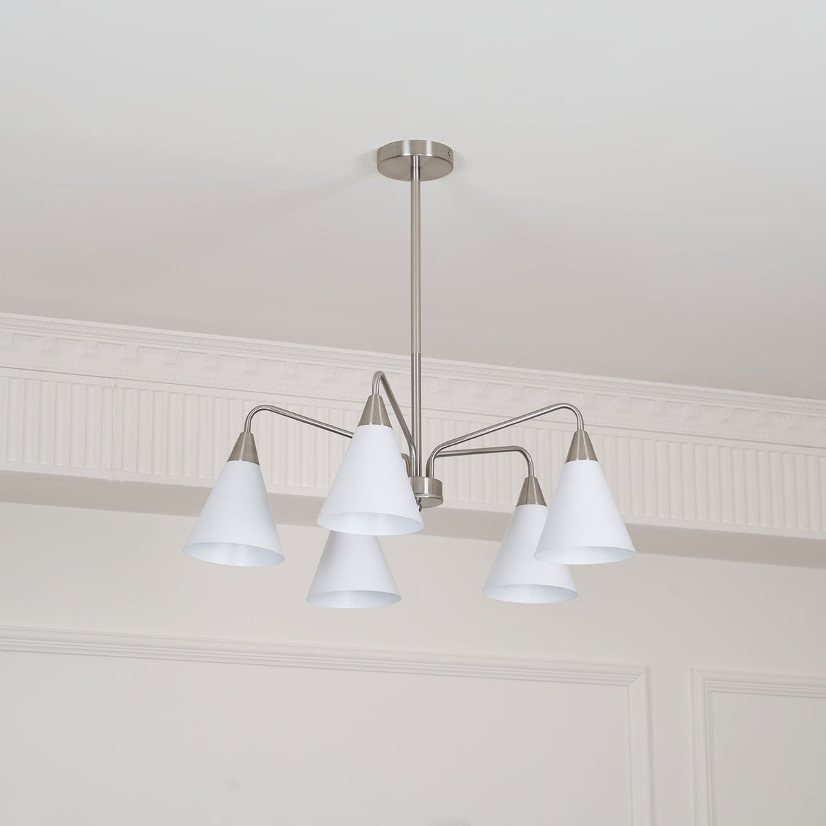 Helrenelle Iron Chandelier-Moonnatur