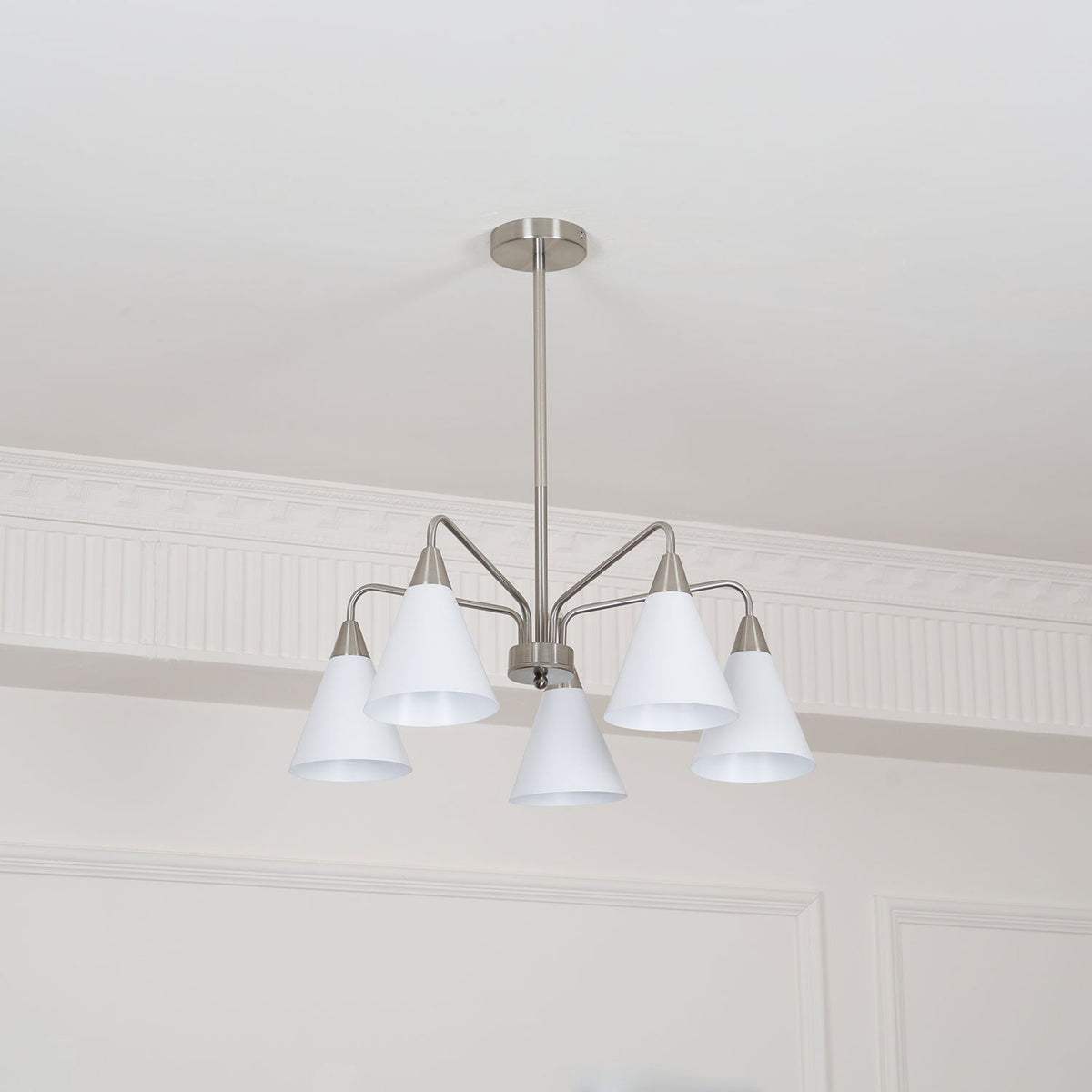 Helrenelle Iron Chandelier-Moonnatur