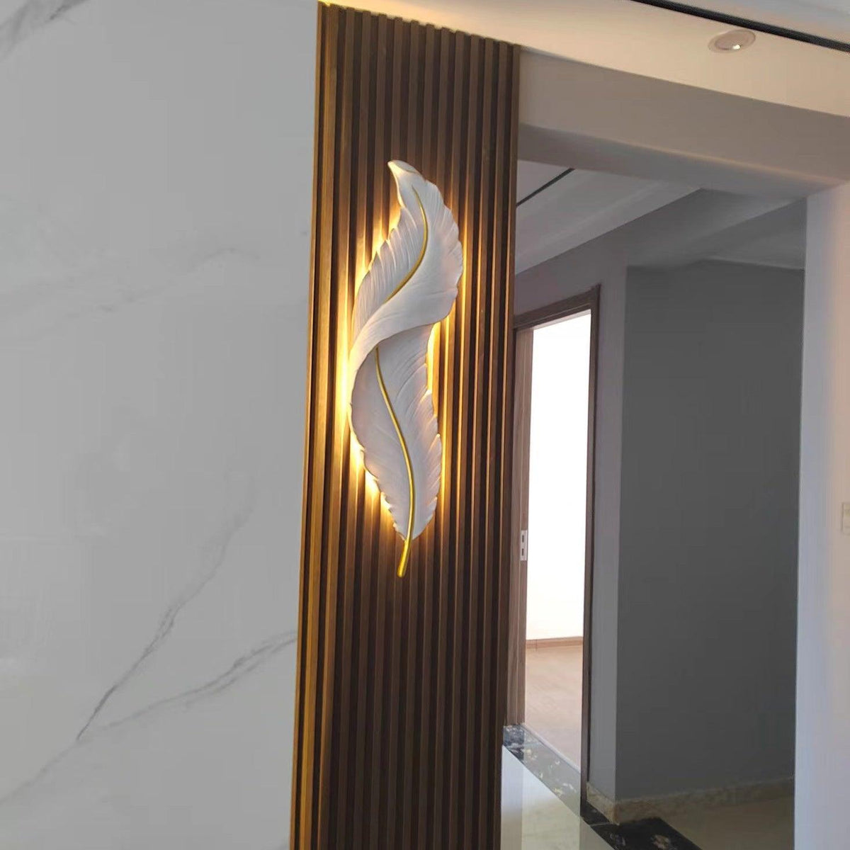 Ilvenina Resin Wall Light-Moonnatur