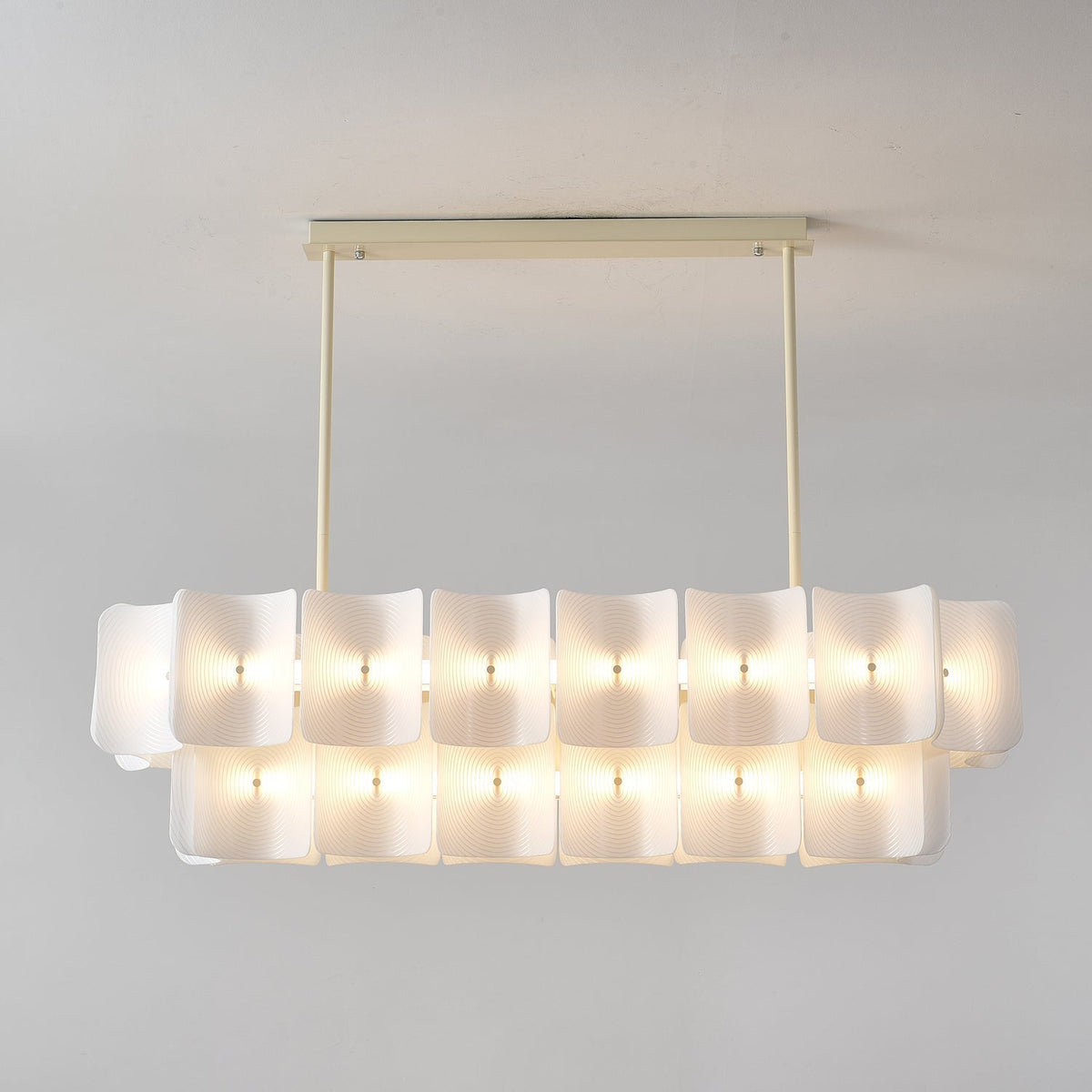 Ulenis Acrylic Chandelier-Moonnatur