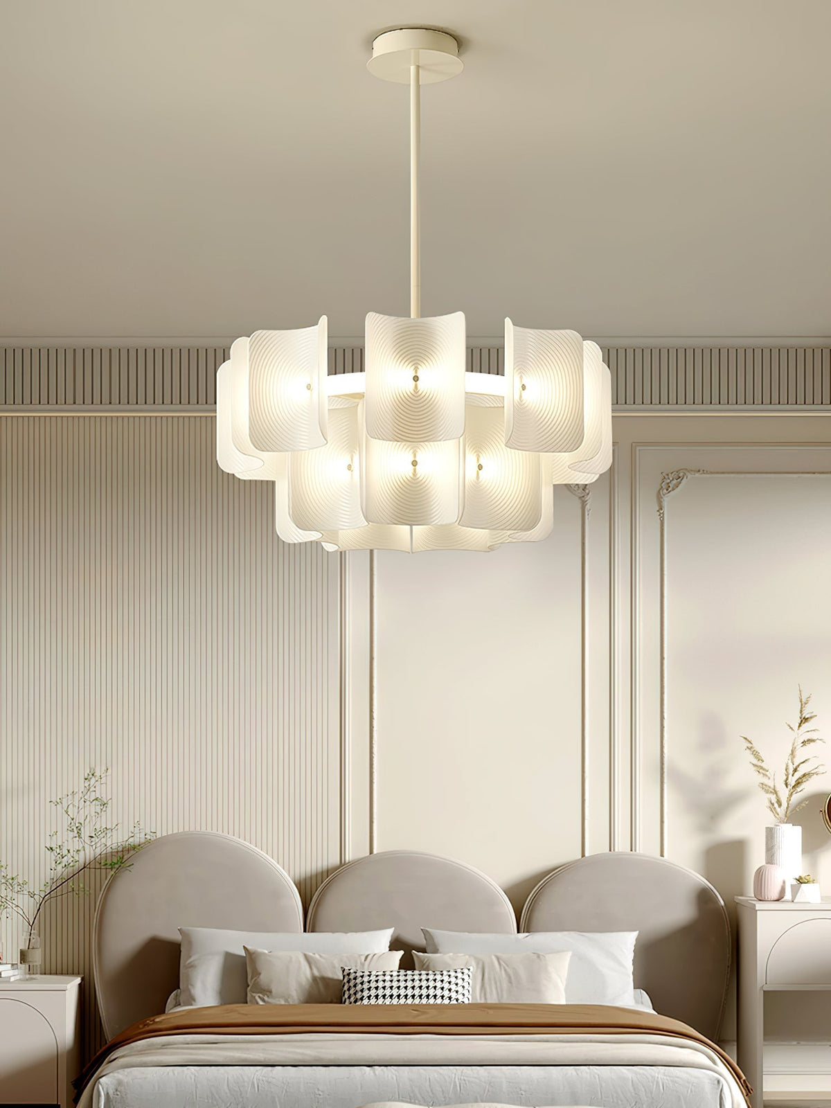 Ulenis Acrylic Chandelier-Moonnatur