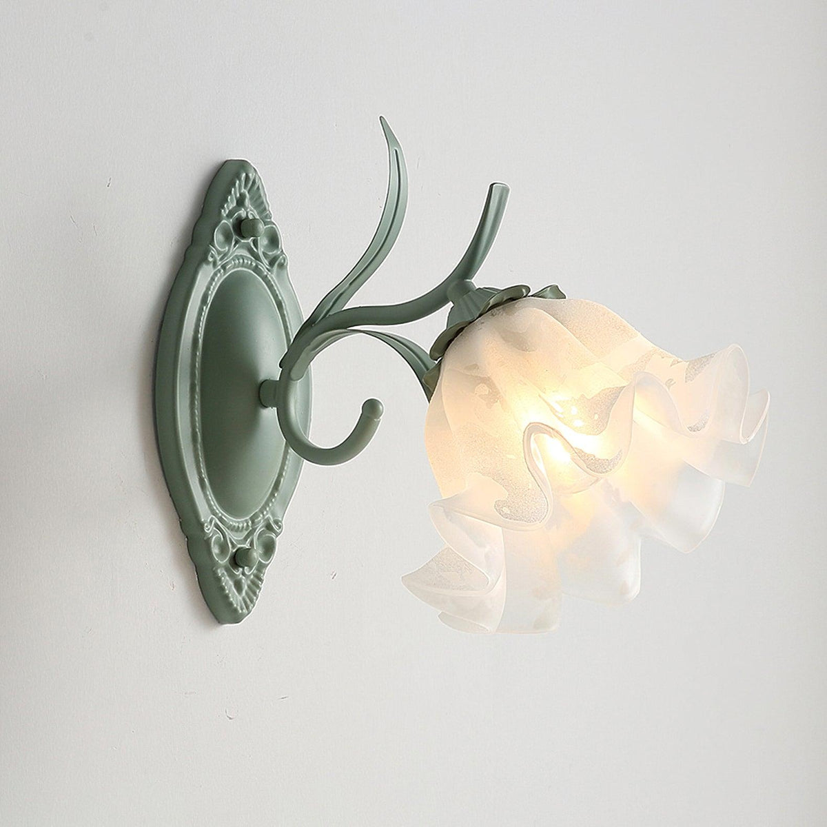 Kelmere Glass Wall Light-Moonnatur