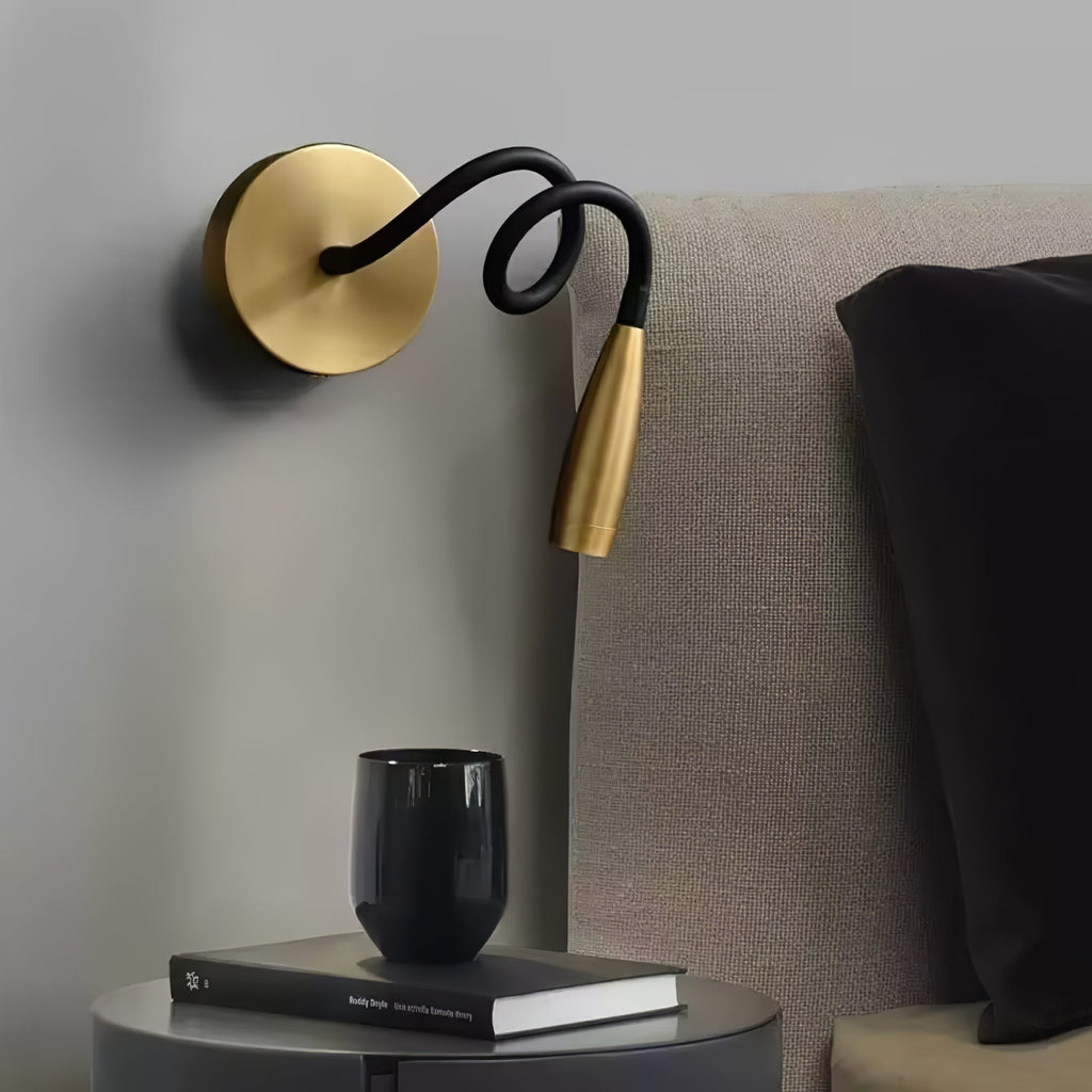 Giorisse Aluminium Wall Light-Moonnatur