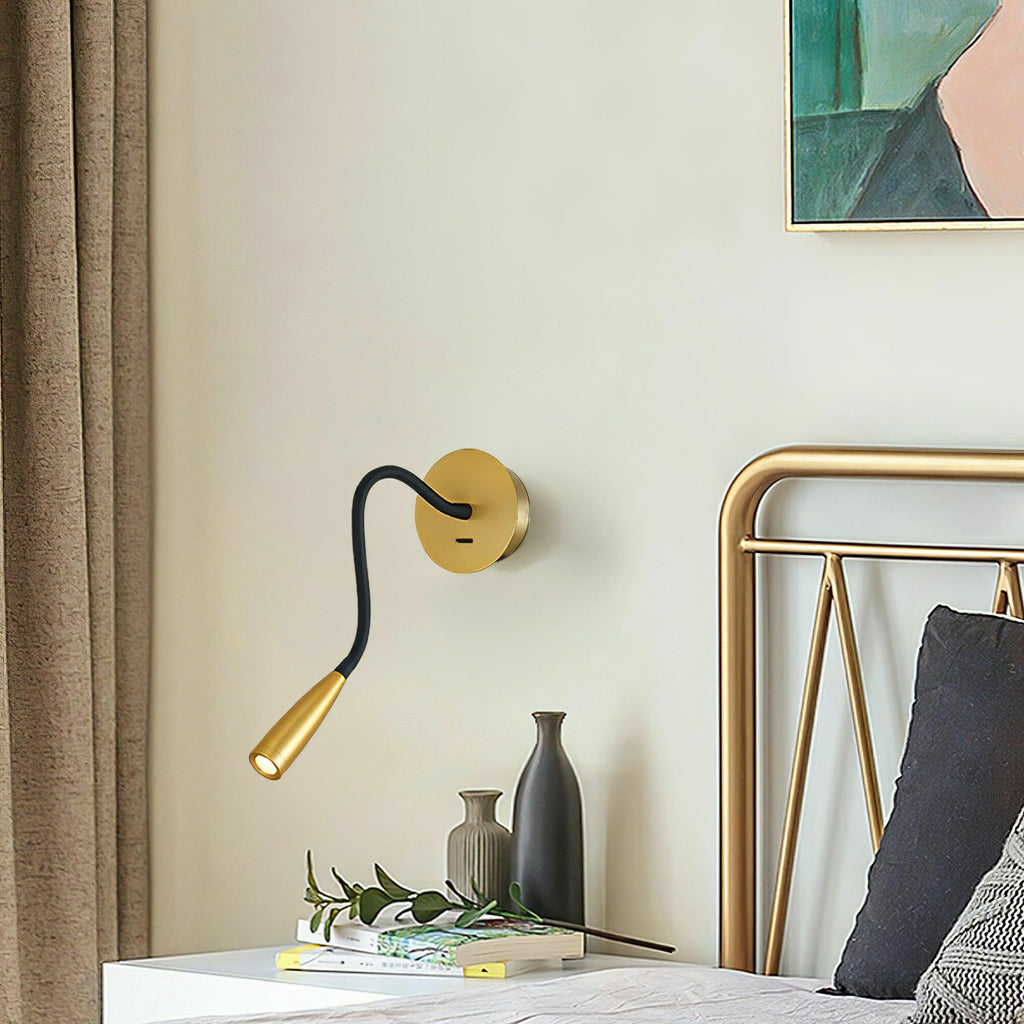 Giorisse Aluminium Wall Light-Moonnatur