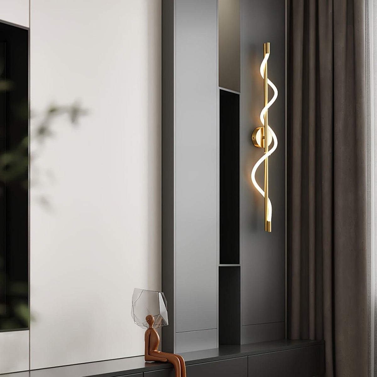 Esmora Brass Wall Light-Moonnatur