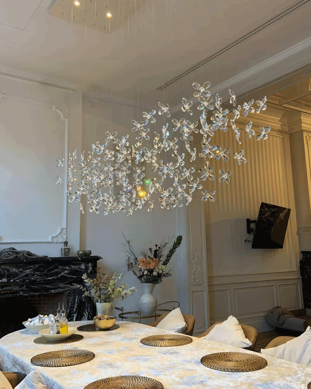 Qamora Crystal Chandelier-Moonnatur
