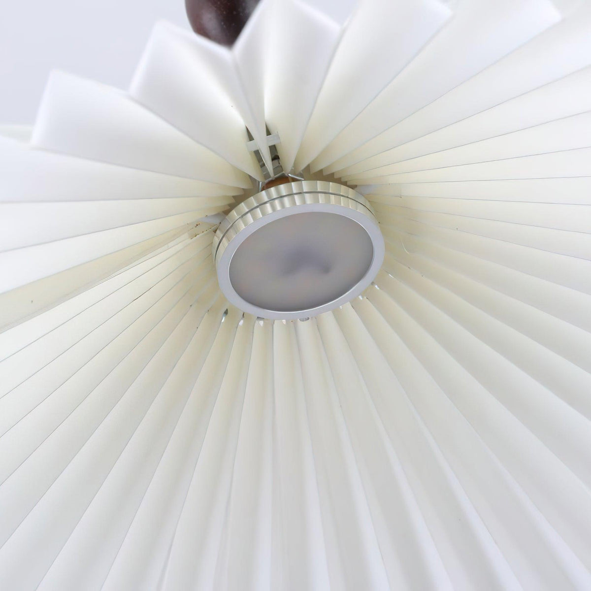 Ravensis Wood Pendant Light-Moonnatur