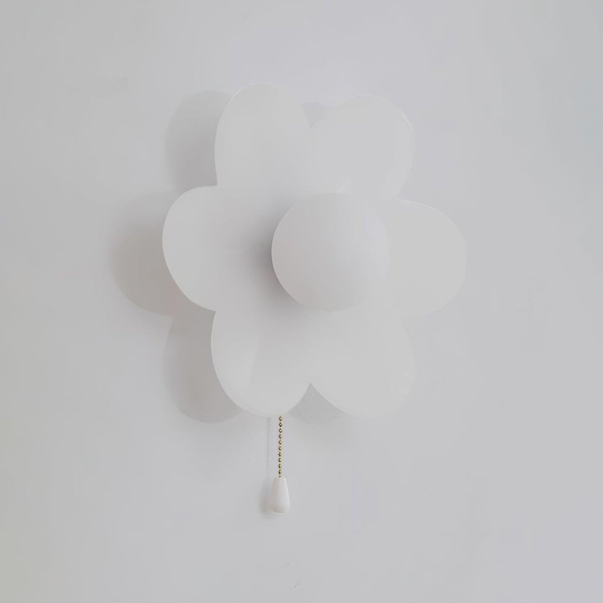 Farenlyn Resin Wall Light-Moonnatur