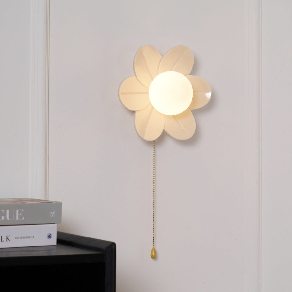 Farenlyn Resin Wall Light-Moonnatur