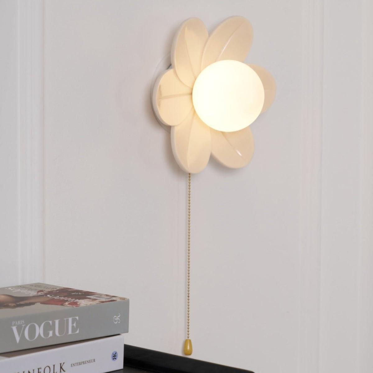 Farenlyn Resin Wall Light-Moonnatur