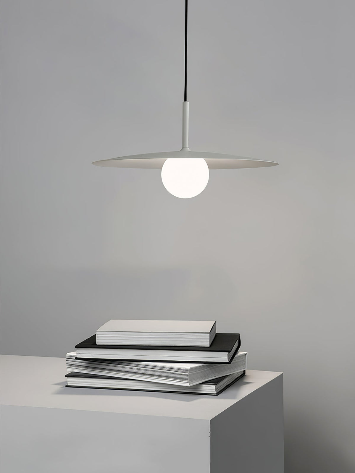Ylmora Metal Pendant Lamp-Moonnatur