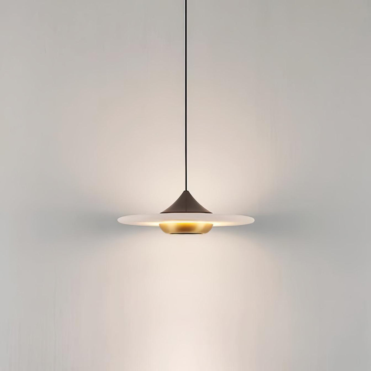 Qelora Marble Pendant Lamp-Moonnatur