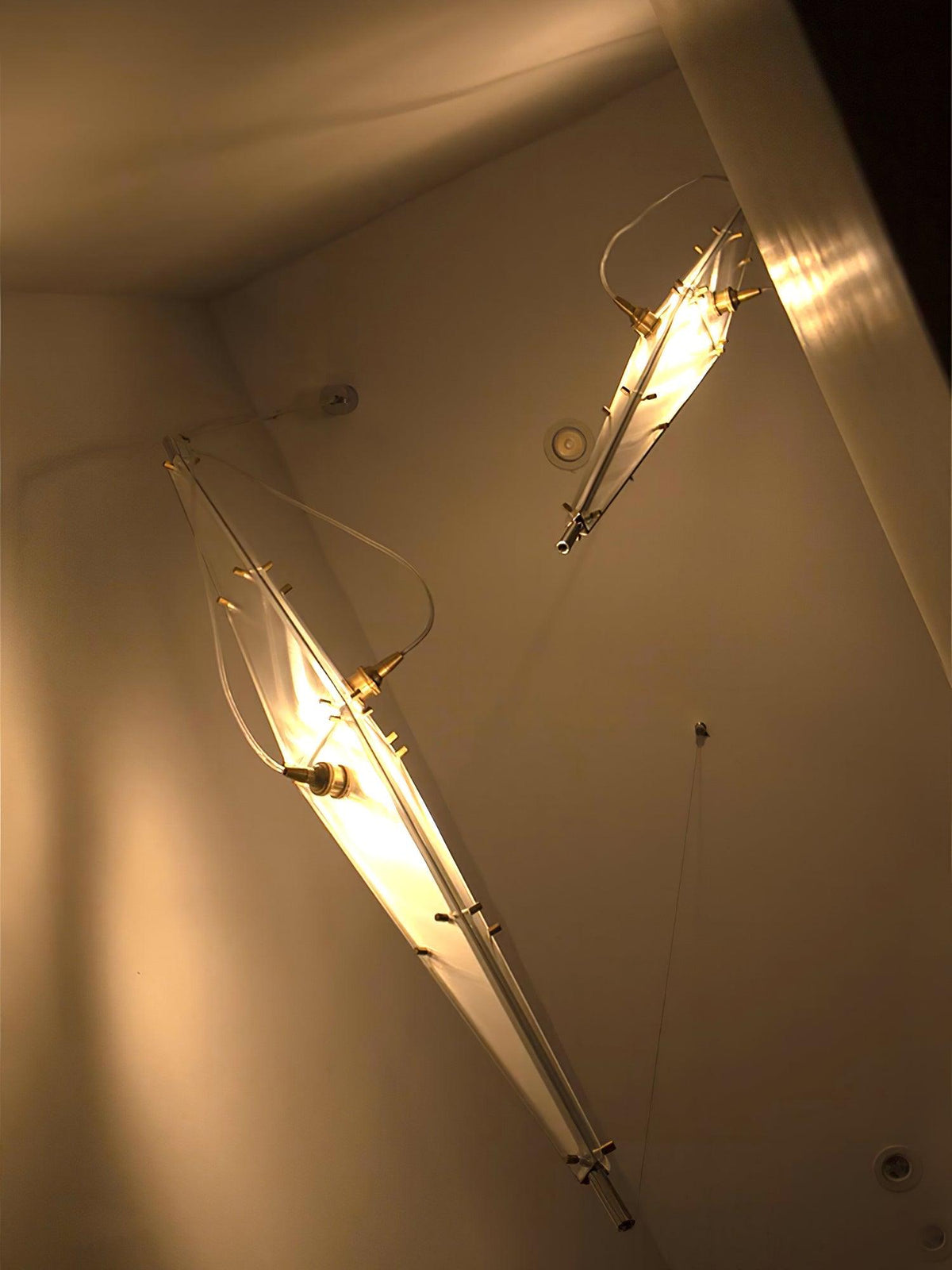 Lavenina Acrylic Pendant Light-Moonnatur