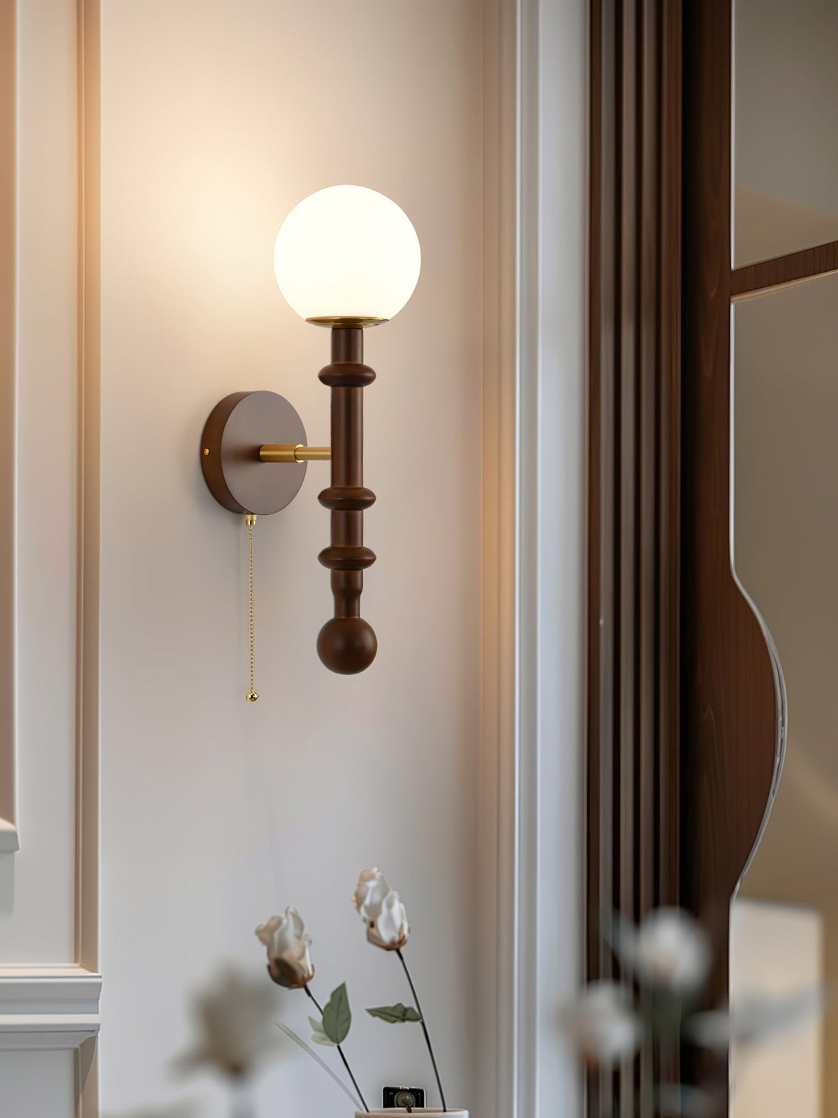 Ysolia Wood Wall Lamp-Moonnatur