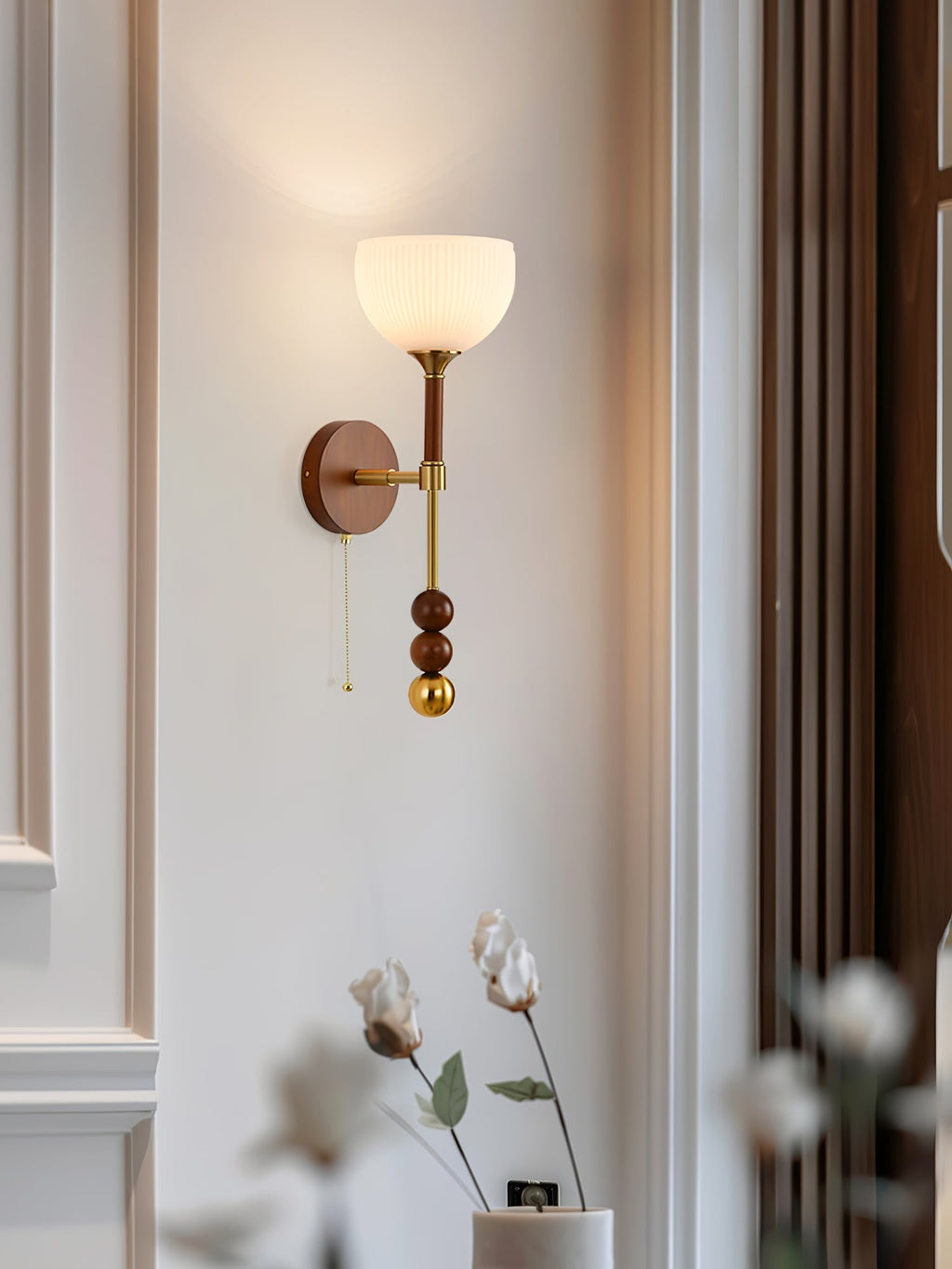 Ysolia Wood Wall Lamp-Moonnatur