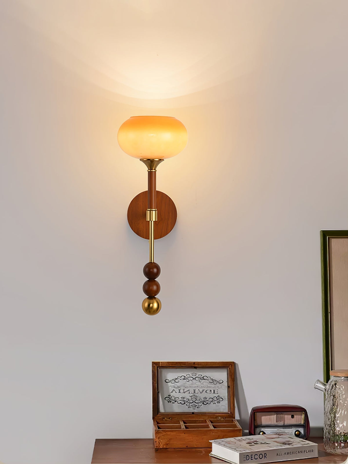 Ysolia Wood Wall Lamp-Moonnatur