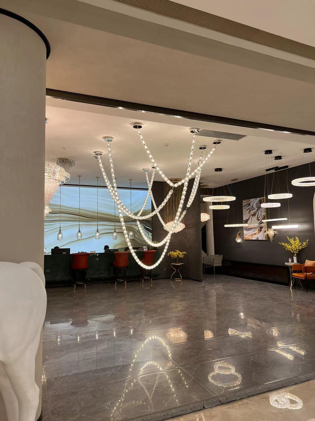 Myrenwyn Acrylic Chandelier-Moonnatur