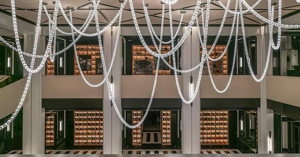 Veyrenvale Acrylic Chandelier-Moonnatur