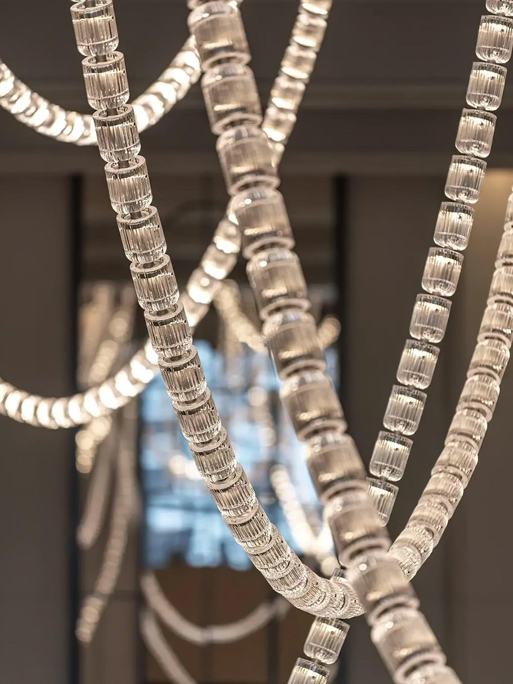 Wilvenwick Acrylic Chandelier-Moonnatur