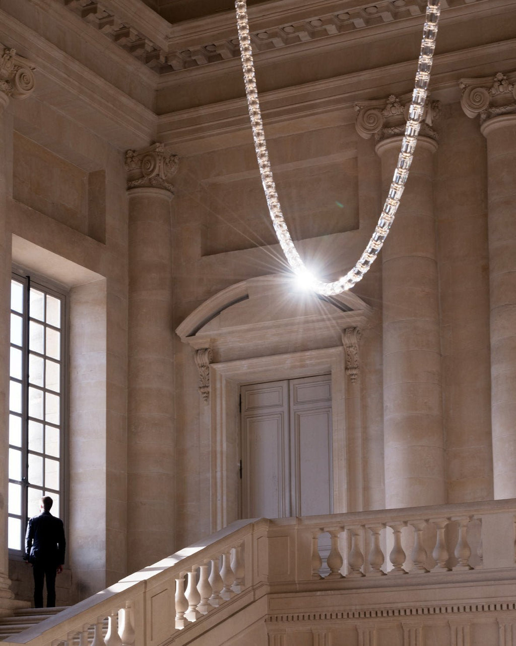 Hadrenis Acrylic Chandelier-Moonnatur