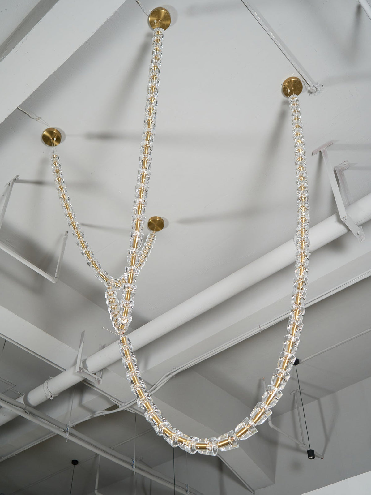 Myrenwyn Acrylic Chandelier-Moonnatur