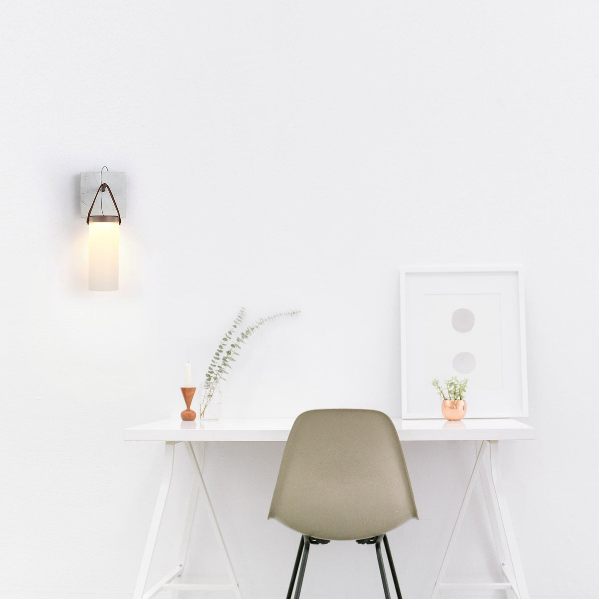 Berelwren Alabaster Wall Light-Moonnatur