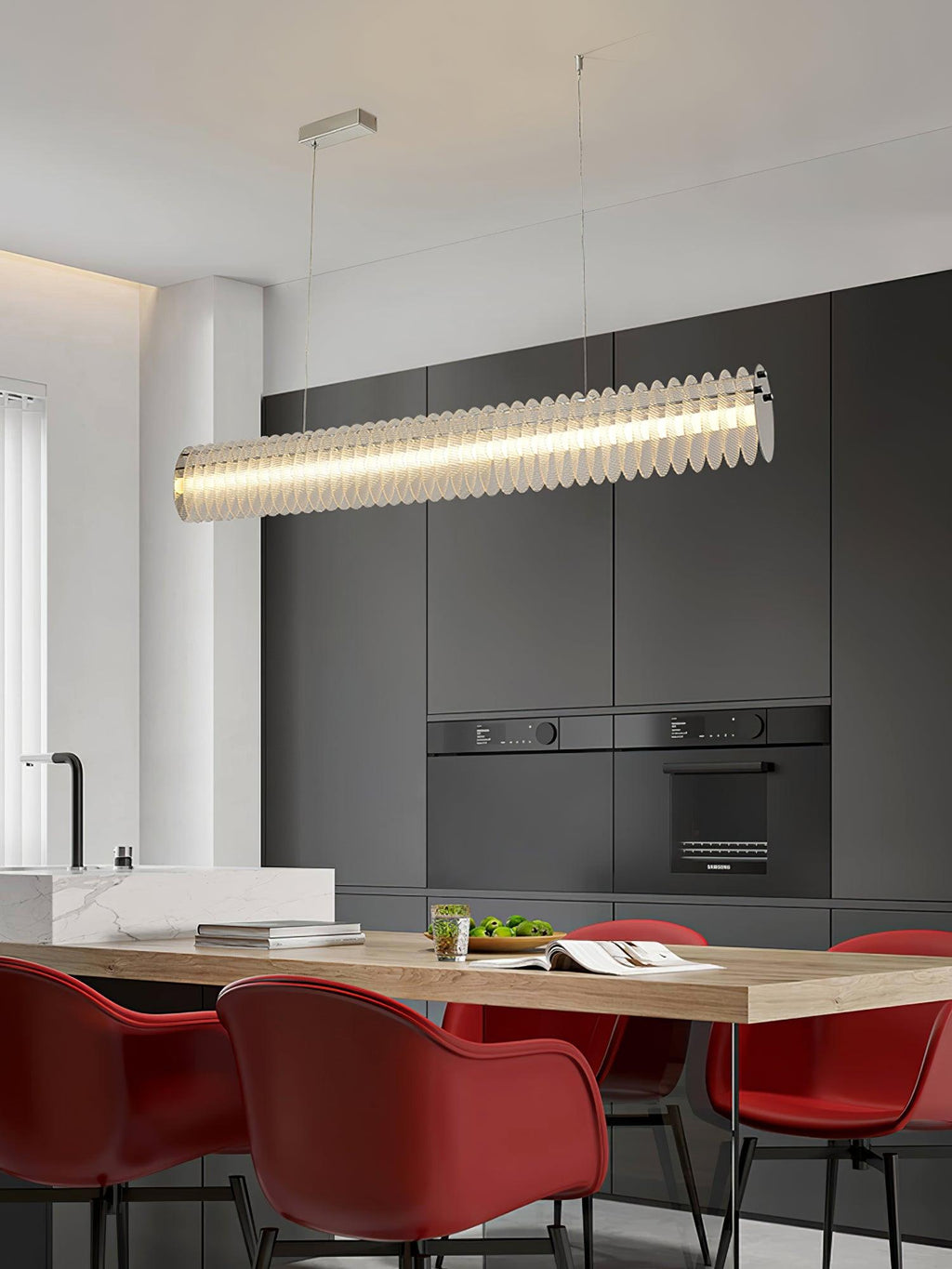 Veyrenenora Acrylic Chandelier-Moonnatur
